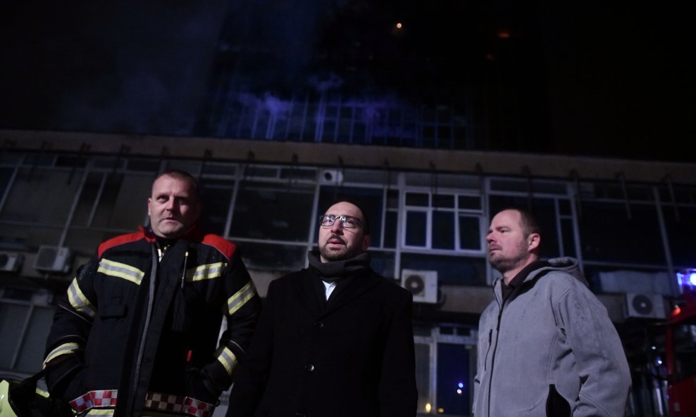 Tomislav Tomašević / Požar u Vjesnikovom neboderu