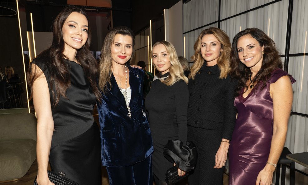 Prefestive Soirée by Lei Lou