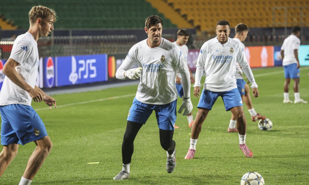 Slijeva Huijsen, Courtois i Mbappe