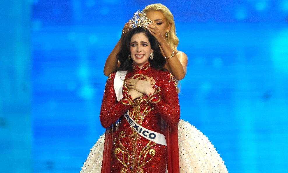 Fatima Bosch, Miss Universe