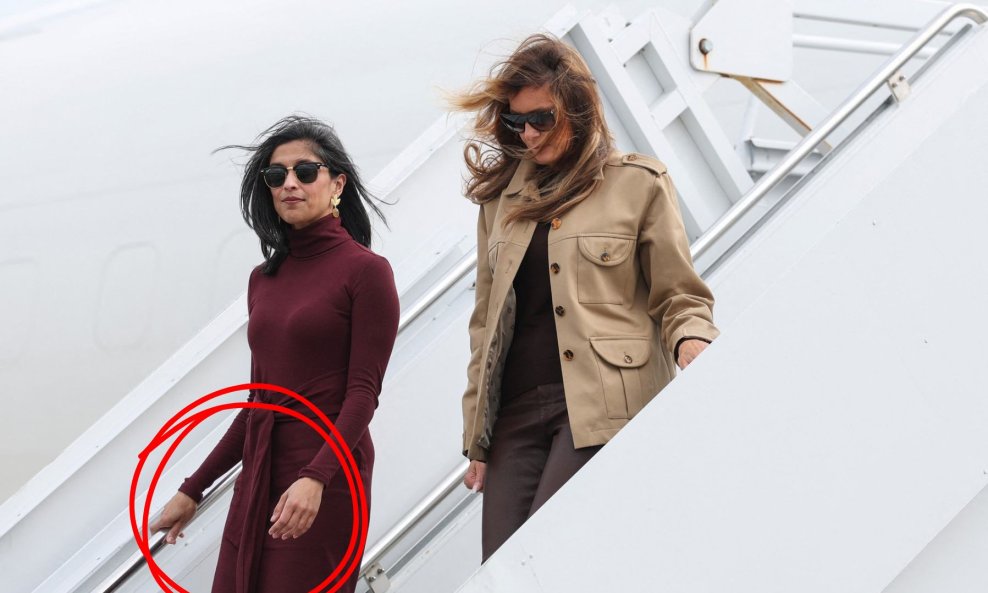 Usha Vance snimljena bez vjenčanog prstena u društvu Melanije Trump
