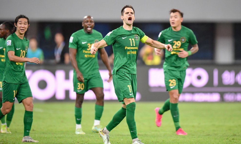 Franko Andrijašević (u sredini)