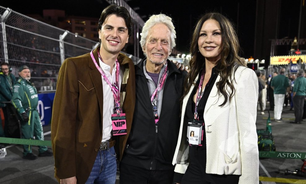 Michael Douglas, Catherine Zeta-Jones i Dylan Douglas