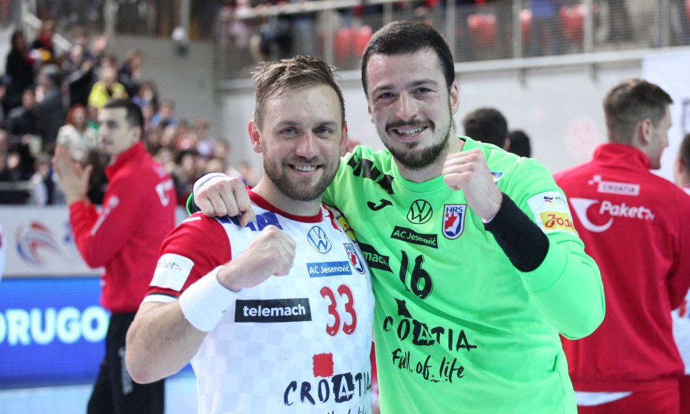 Filip Ivić (desno) i Luka Cindrić