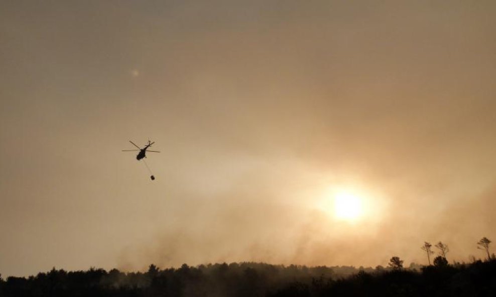 Požar na Braču (20)