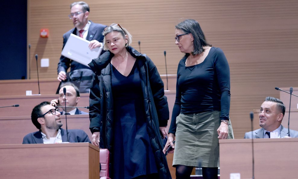 Sandra Benčić i Urša Raukar Gamulin