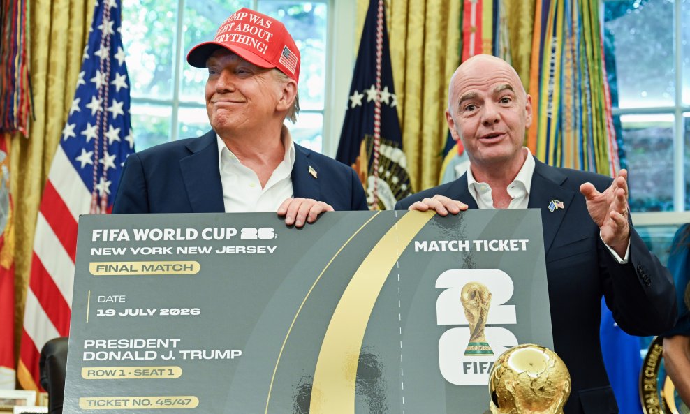 Donald Trump i predsjednik FIFA-e President Gianni Infantino