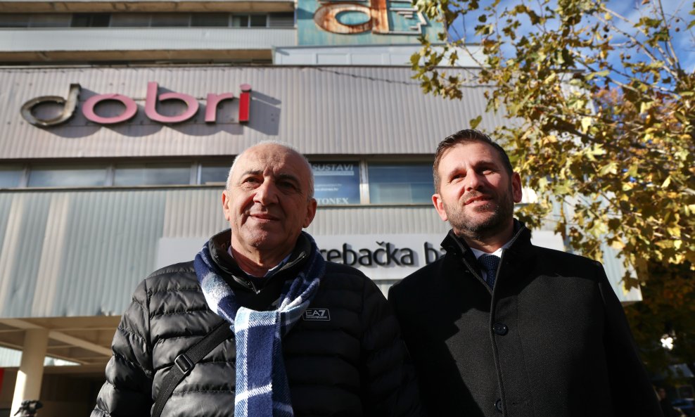 Predstavnik radnika Dalme Dragan Zaharija u društvu splitskog gradonačelnika Tomislava Šute