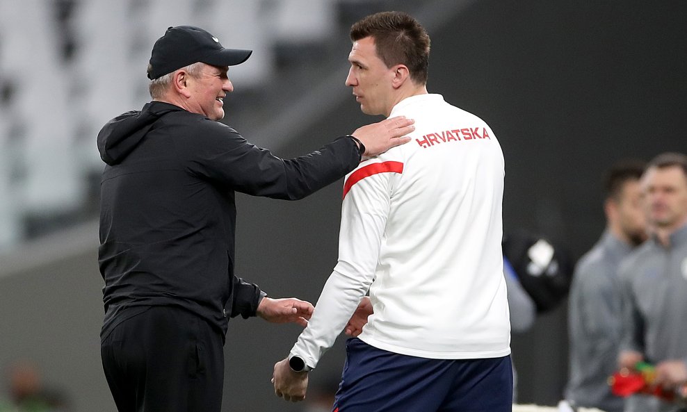 Matjaž Kek i Mario Mandžukić