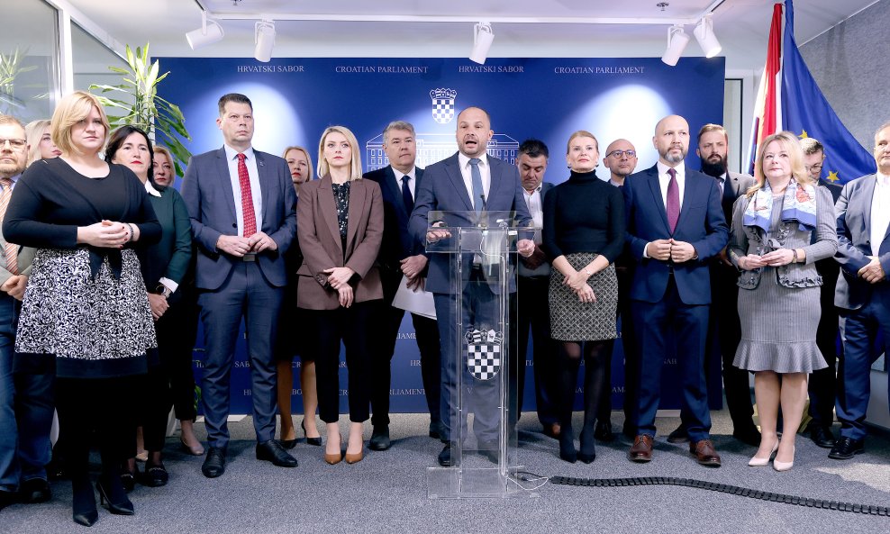 Siniša Hajdaš Dončić i SDP-ovci