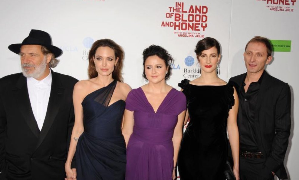 Rade Šerbedžija, Angelina Jolie, Vanesa Glodjo, Zana Marjanović i Goran Kostić