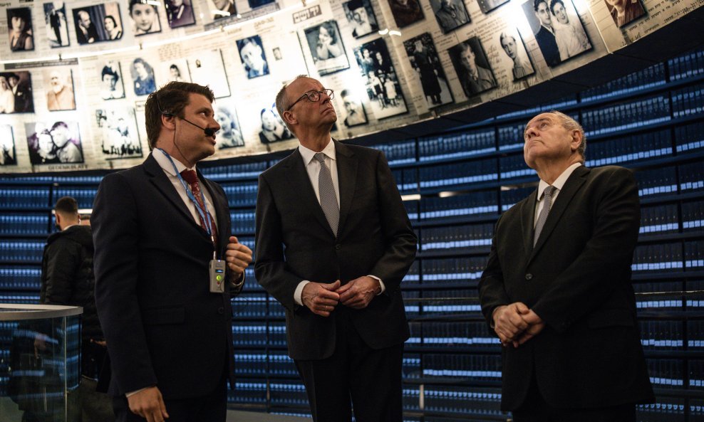 Njemački kancelar Friedrich Merz u Yad Vashemu