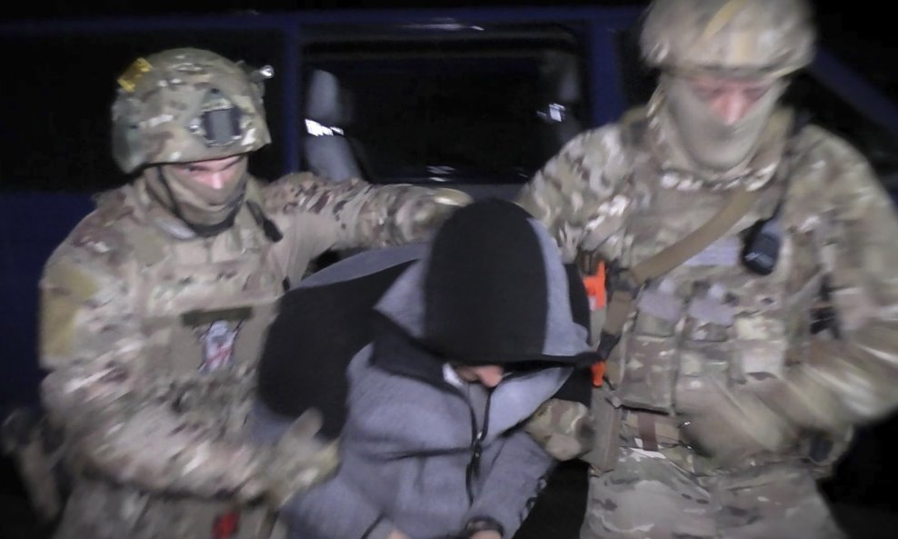 Uhićenje špijuna (ilustracija)