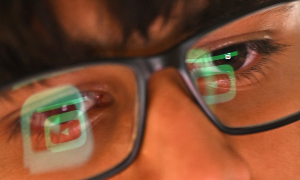 I Nijemci su za zabranu društvenih mreža