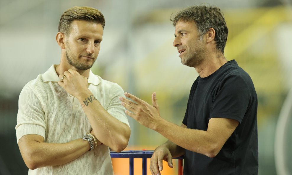 Ivan Rakitić i Gonzalo Garcia