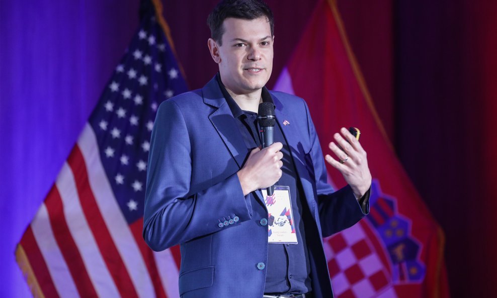 HANFA je zabranila aktivnosti društva kojemu je suosnivač Vuk Vuković