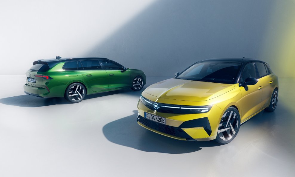 Opel Astra i  Astra Sports Tourer