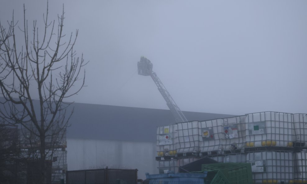 Gašenje požara u CIAK-u