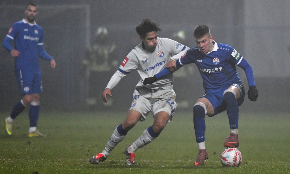 Adriano Jagušić vs. Matteo Vinlof