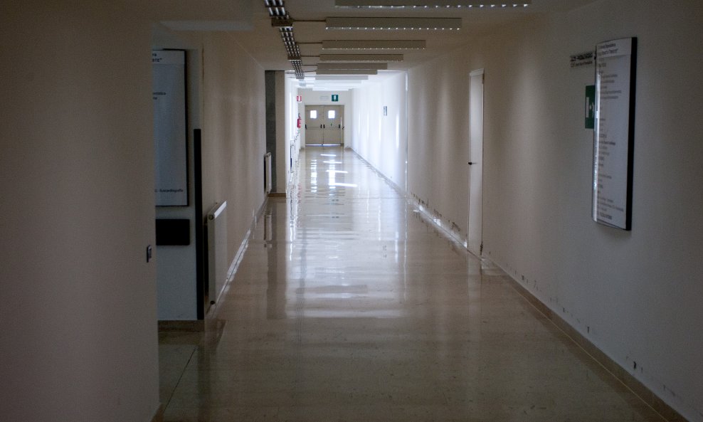 Bolnički hodnik