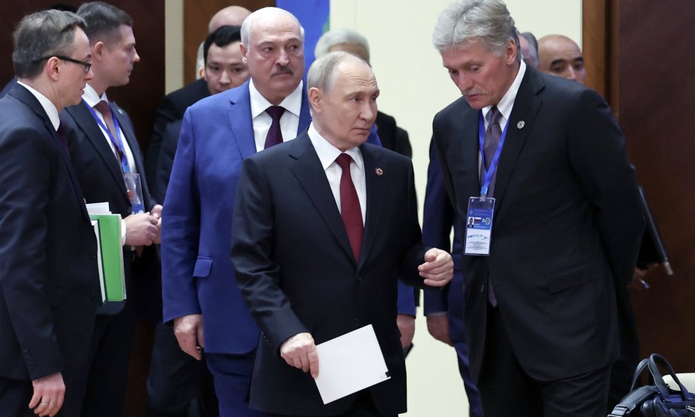 Ne želimo primirje koje će Ukrajini dati predah da se pripremi za nastavak rata, rekao je Peskov novinarima.