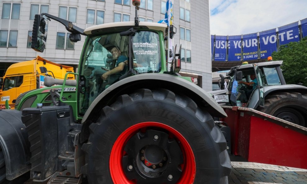 Jedan od ranijih prosvjeda poljoprivrednika u Bruxellesu