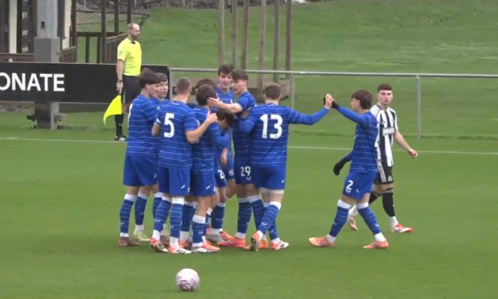 Slavlje juniora Dinama