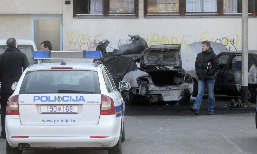 izgorjeli automobil Zagreb Dubrava