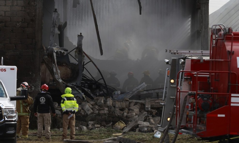 Petoro ljudi je poginulo u padu zrakoplova/Ilustracija