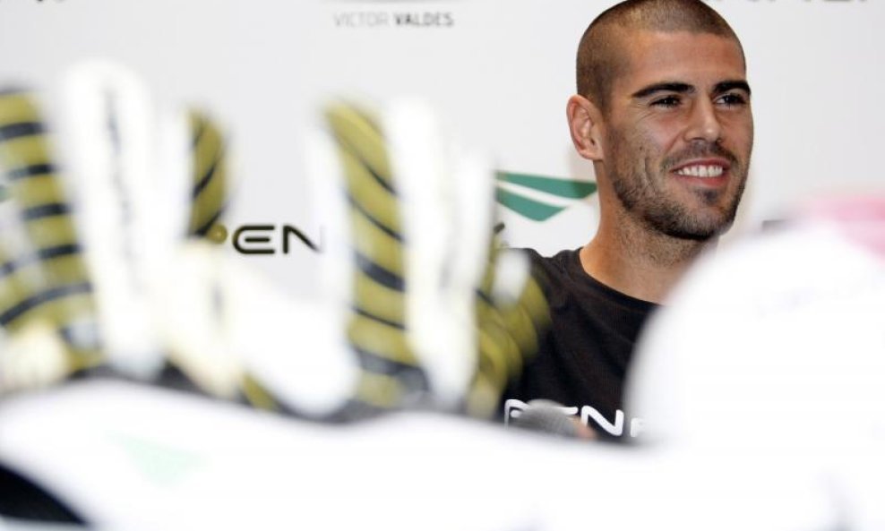 Victor Valdes 2012