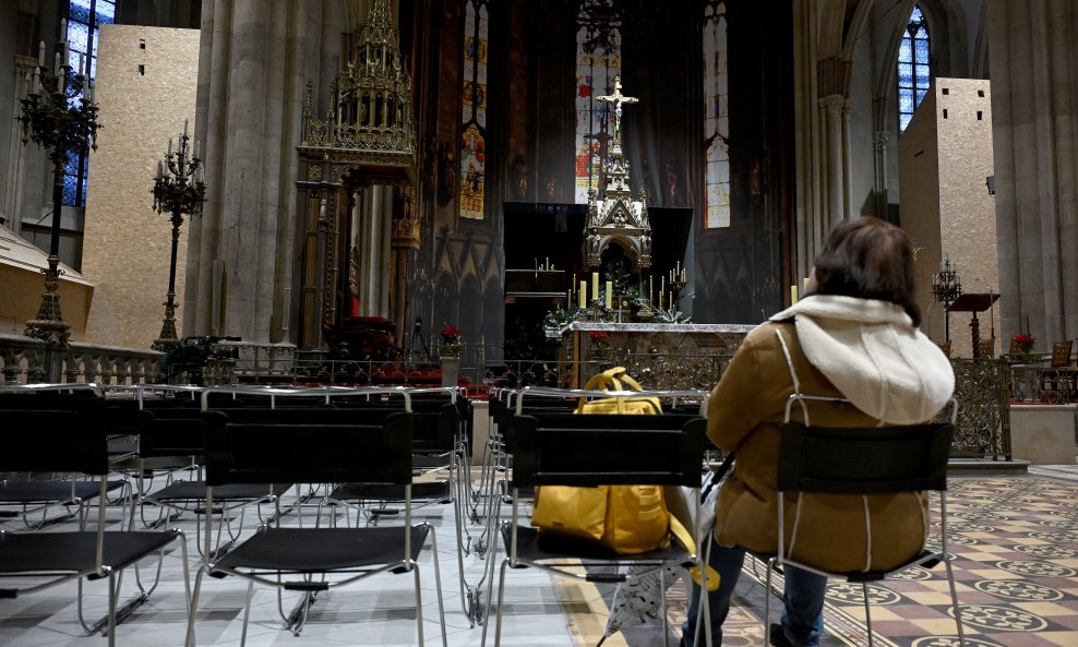 Zagrebačka katedrala ponovno je otvorena za javnost