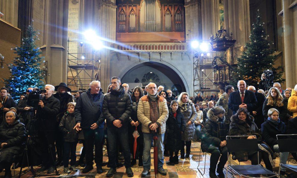 Polnoćka u Zagrebačkoj katedrali