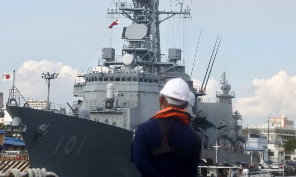 Japanski razarač JS Murasame