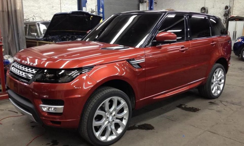 2014-Range-Rover-Sport-1[3]