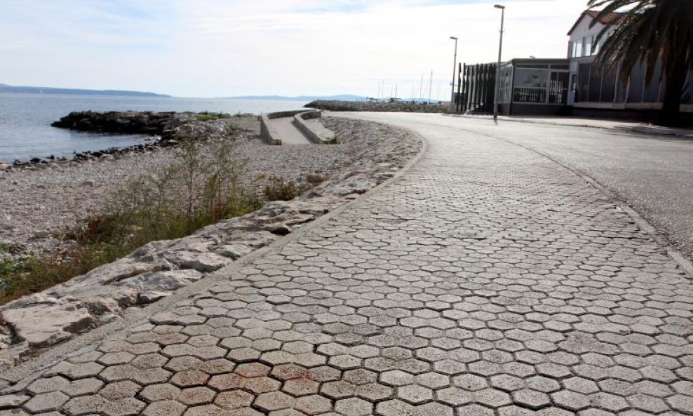 Kamenovanje split