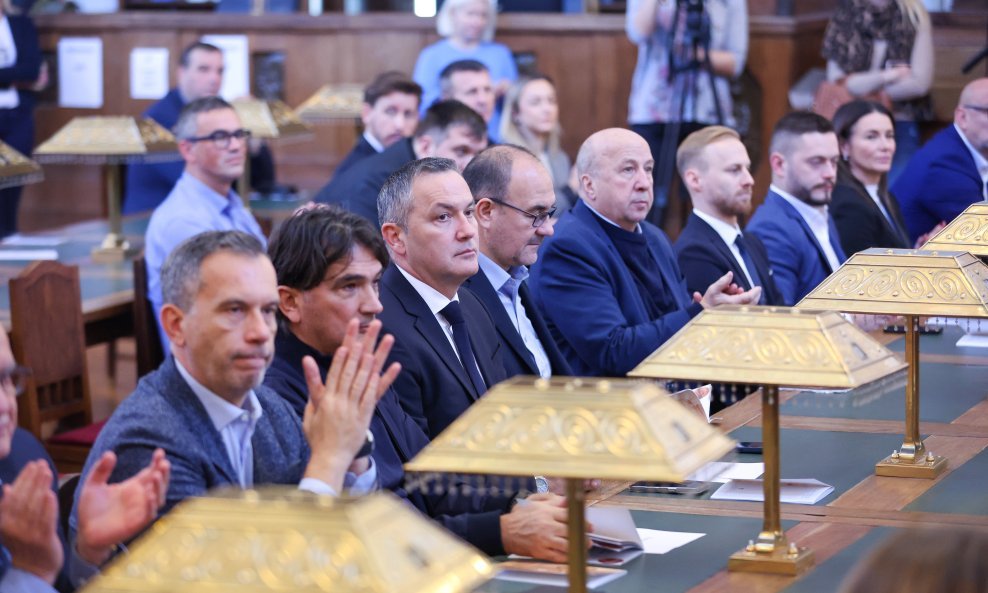 Svetina, Dalić i Kustić