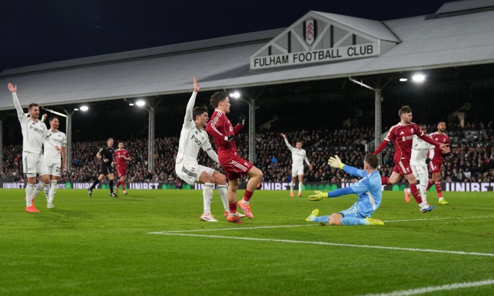 Florian Wirtz zabija gol protiv Fulhama