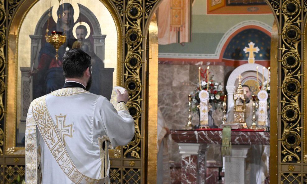 Liturgija za pravoslavni Božić / ilustracija