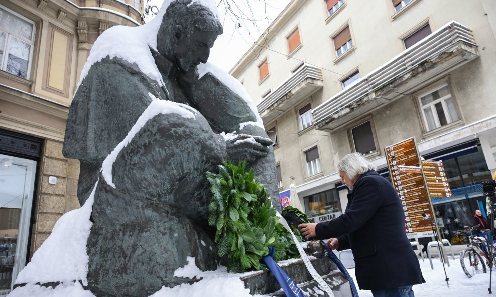 Spomenik Nikoli Tesli, obilježavanje 83. godišnjice njegove smrti