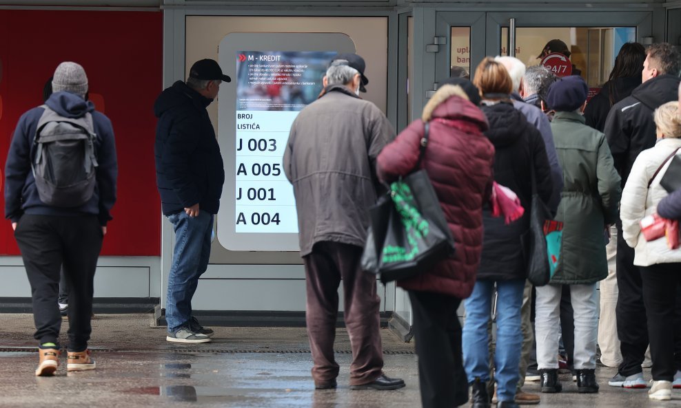 U javnosti su se pojavile brojne primjedbe na besplatne račune