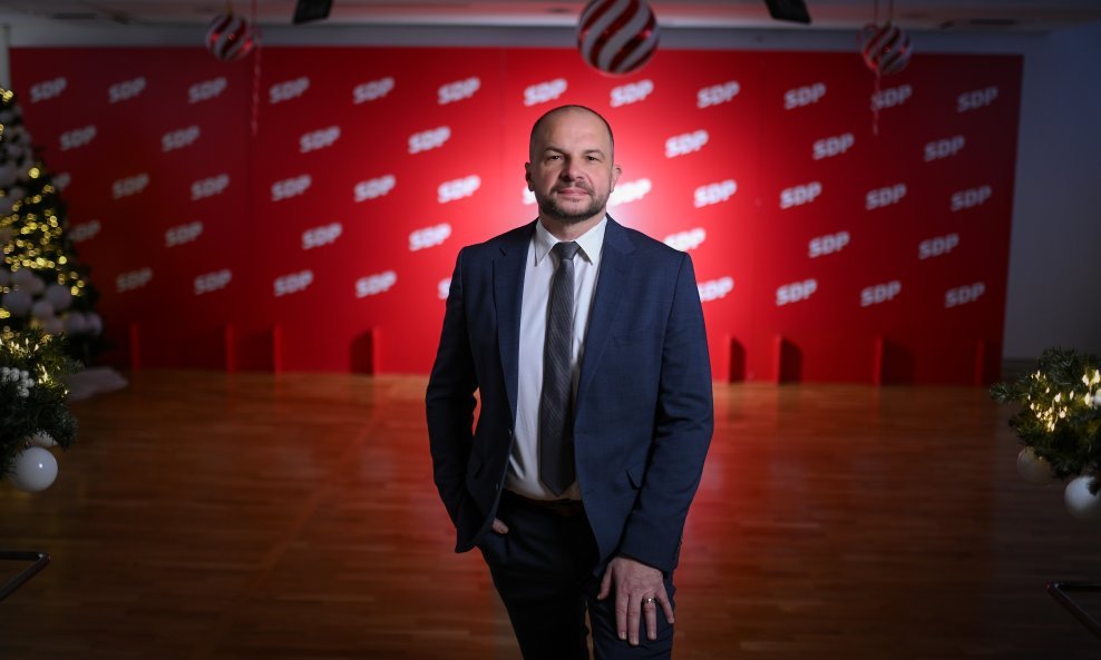 Siniša Hajdaš Dončić