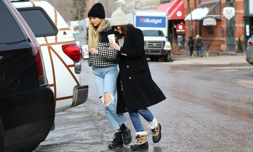 Apple Martin i Dakota Johnson u Aspenu
