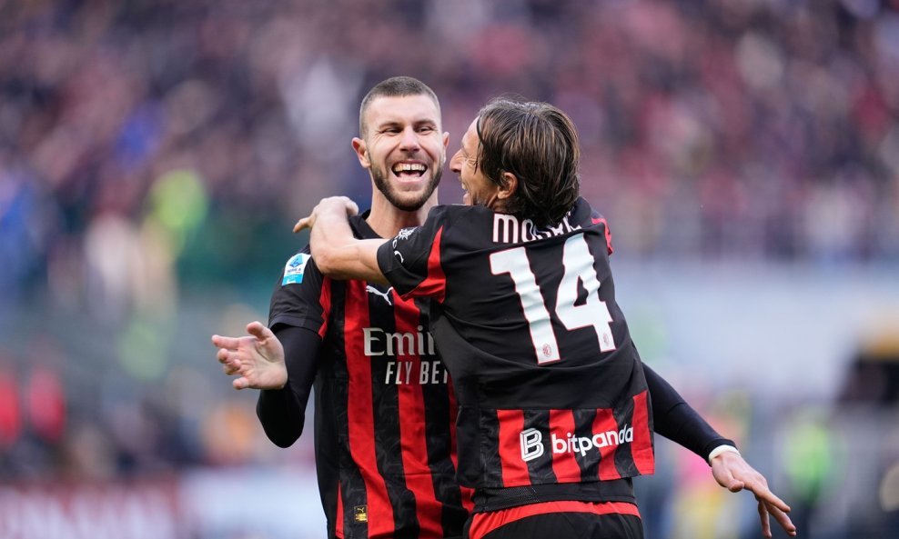 Strahinja Pavlović i Luka Modrić