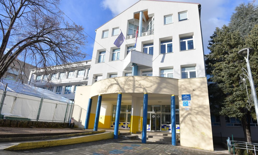 Škola Franje Tuđmana u Kninu