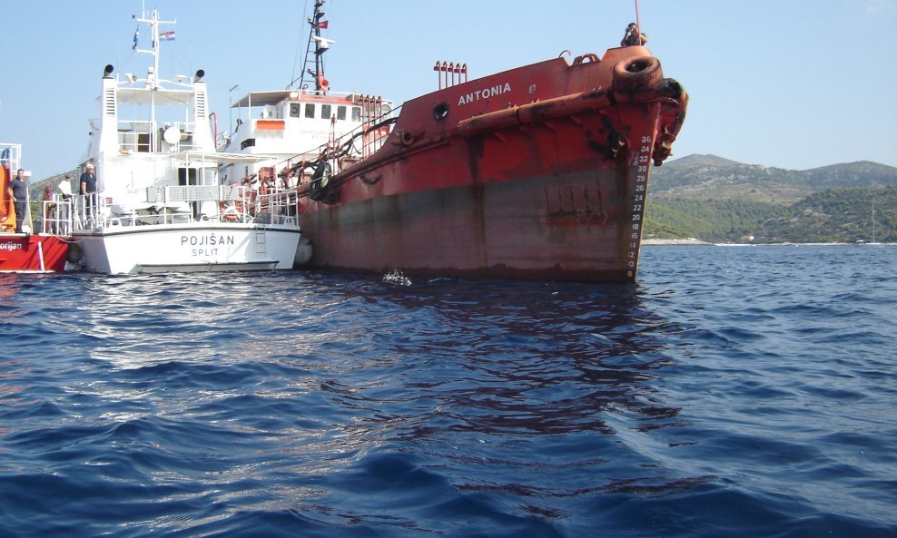 tanker antonia