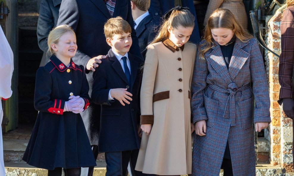 Princeza Charlotte i Mia Tindall