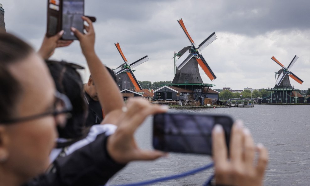 Spremite se na veće troškove: Od Venecije do Tenerifa, ovo su nove turističke takse koje vas čekaju u 2026.