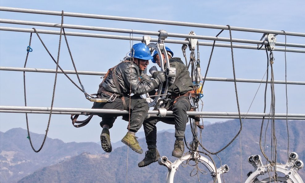 Projekt UHVDC-a u Angkangu