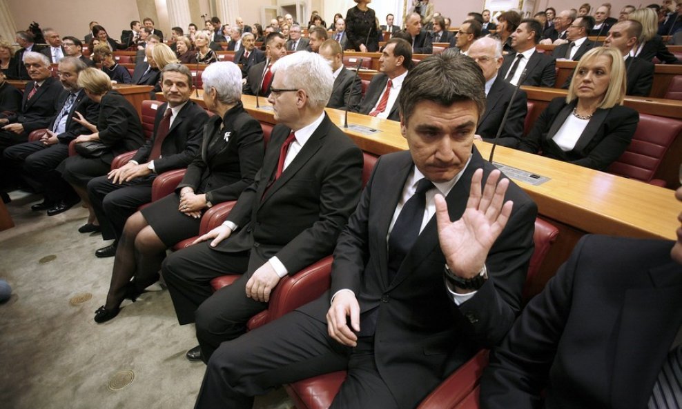 Konstituirajuća sjednica sedmog saziva Sabora (18)