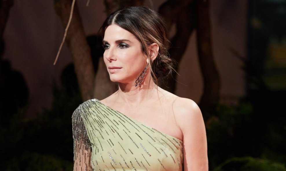 Sandra Bullock